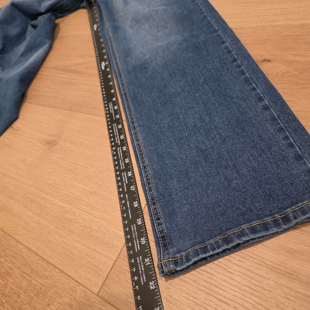 WeSC Bob Straight Leg Denim Jeans Mid Blue Wash 36 x 32 Unisex Fits 39 x 32 NWT - Picture 11 of 15